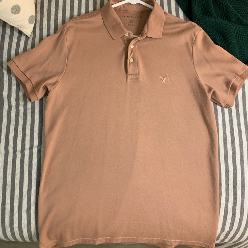 Beige polo from American Eagle. Size: Medium